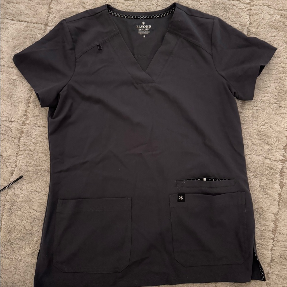 Beyond scrubs grey set